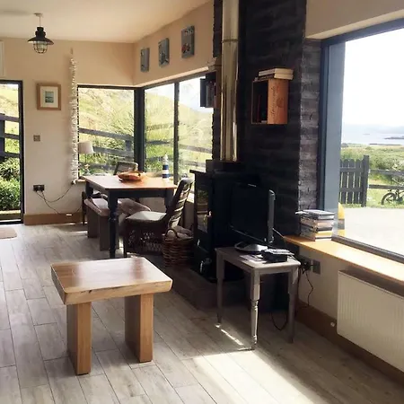 Kemp Wild Atlantic Holiday Inishbofin